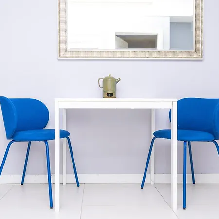 アパート Alabas - Stylish Check In 24h - Steps From Market Square & River ヴロツワフ