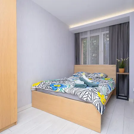 Alabas - Stylish Check In 24h - Steps From Market Square & River ヴロツワフ