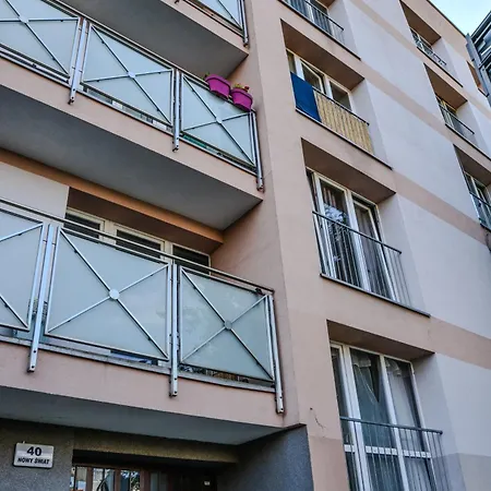 Alabas - Stylish Check In 24h - Steps From Market Square & River Vratislav