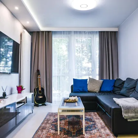 Apartment Alabas - Stylish Check In 24h - Steps From Market Square & River *