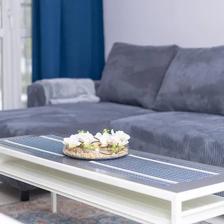 Alabas - Stylish Check In 24h - Steps From Market Square & River Apartamento
